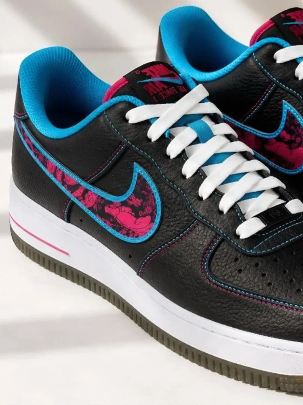 PRISTINE NIKE AIR FORCE 1 DD9183-001 MIAMI NIGHTS BLACK TEAL/RED MEN'S SIZE 9.5M